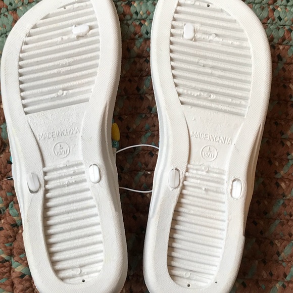 NWT, Size L 10-11, Beaded Beach/Pool Thong Sandals - Picture 4 of 8